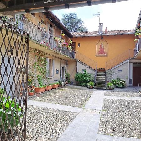Gabbinoholidayhome Appartamento In Suggestiva Corte コモ エクステリア 写真
