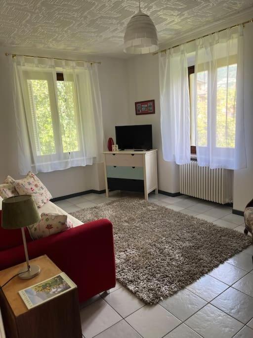 Gabbinoholidayhome Appartamento In Suggestiva Corte コモ エクステリア 写真